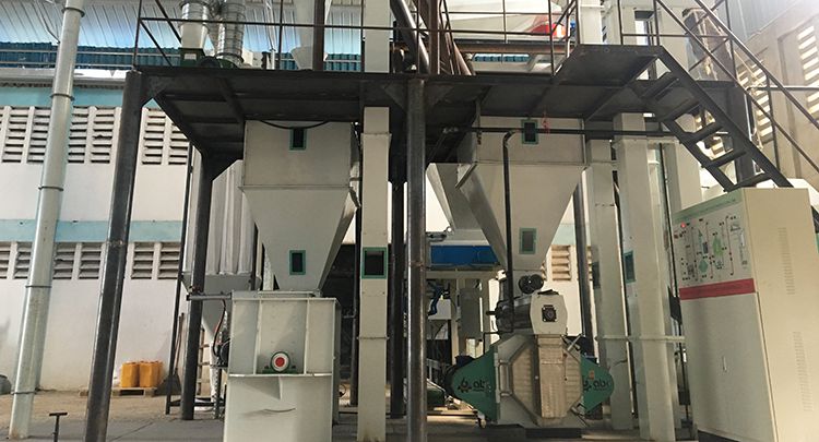 large animal feed mill plant for chicken broilers